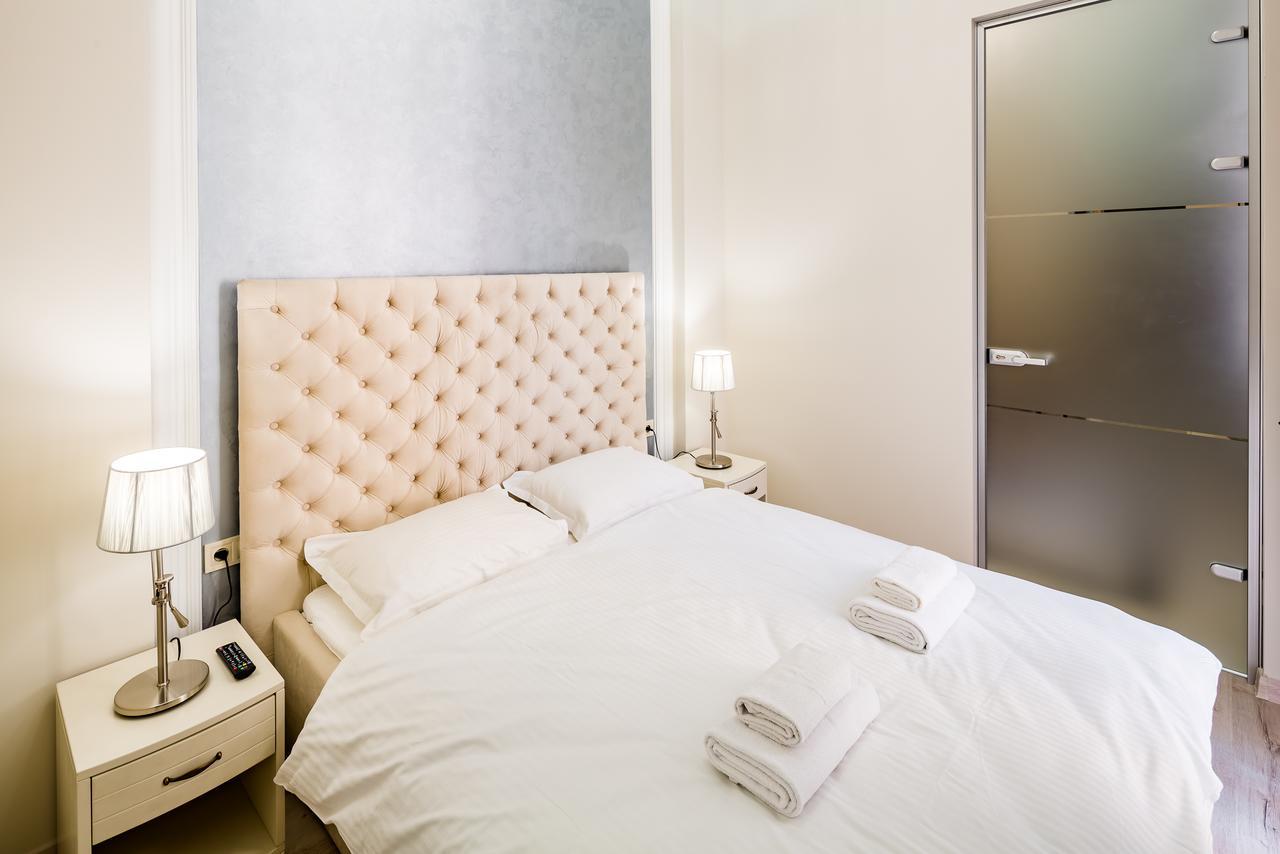Leogrand Deluxe Apartments On Doroshenka 17 Lviv Kültér fotó