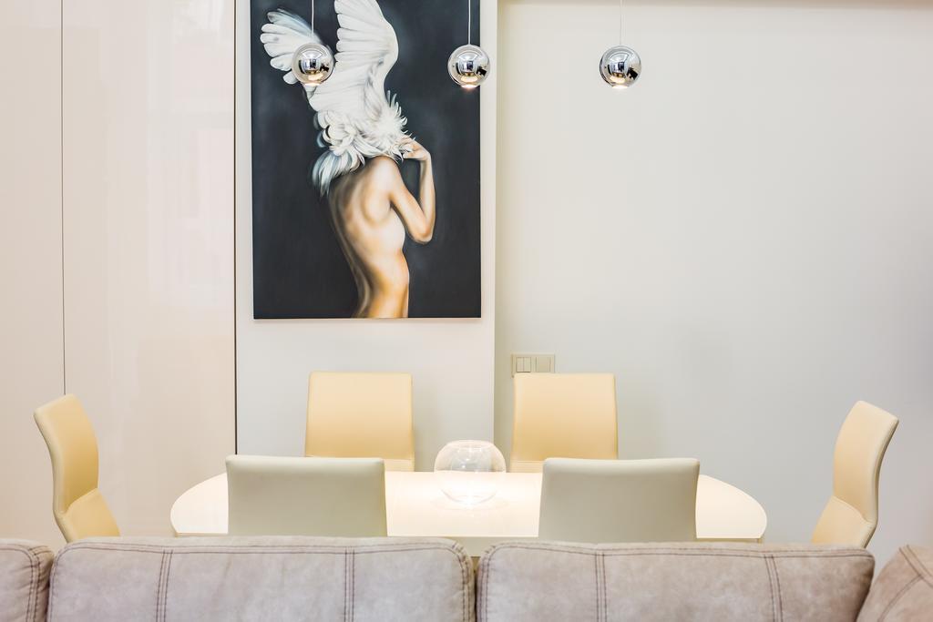 Leogrand Deluxe Apartments On Doroshenka 17 Lviv Kültér fotó